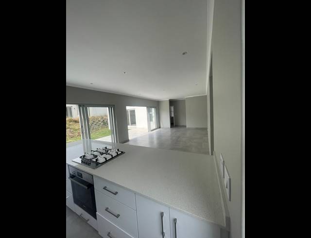 2 BEDROOM FREESTANDING TO LET IN LALELA ESTATE